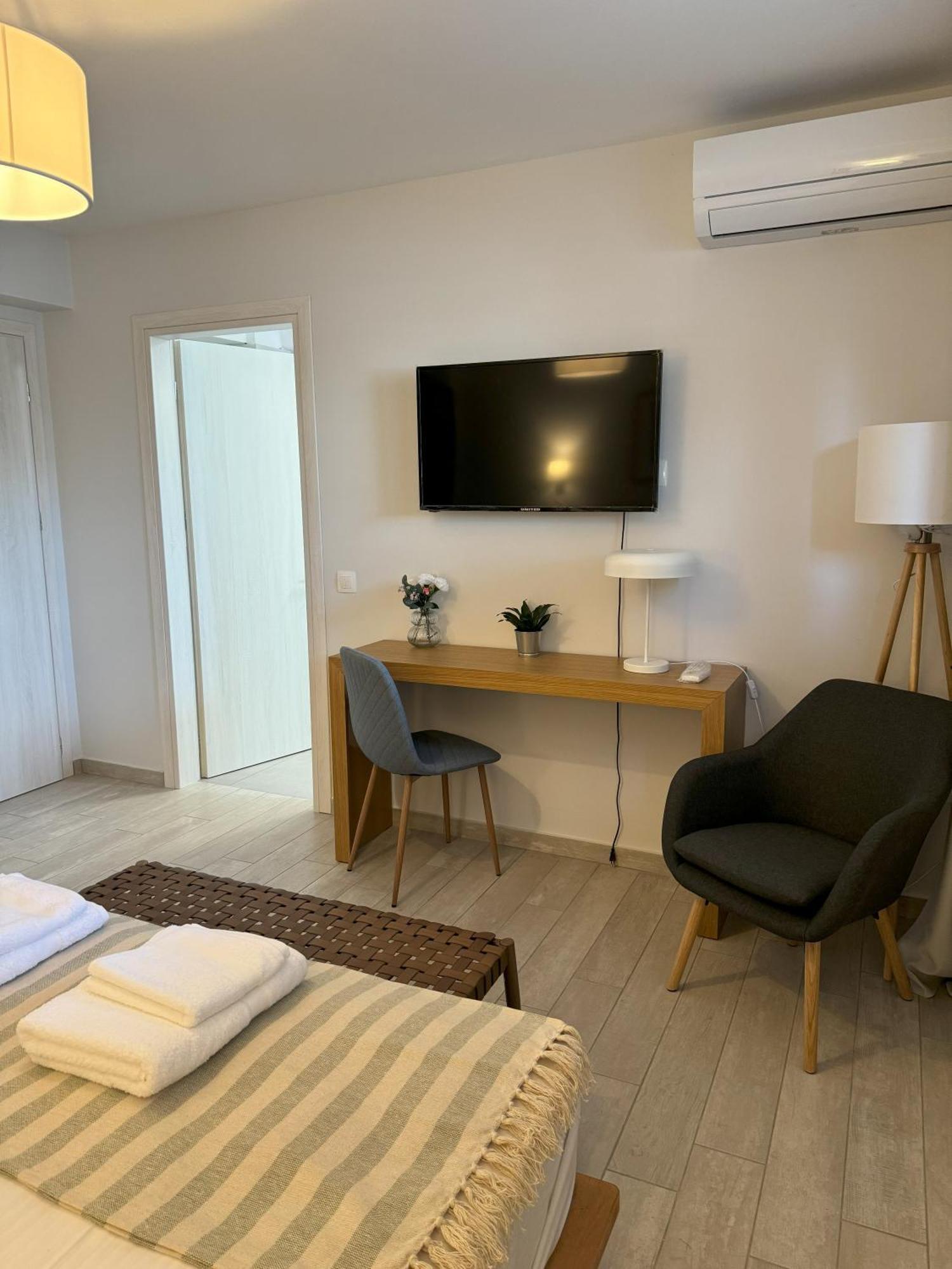 Acra Melia Lägenhet PalaiónTsiflíkion Exteriör bild