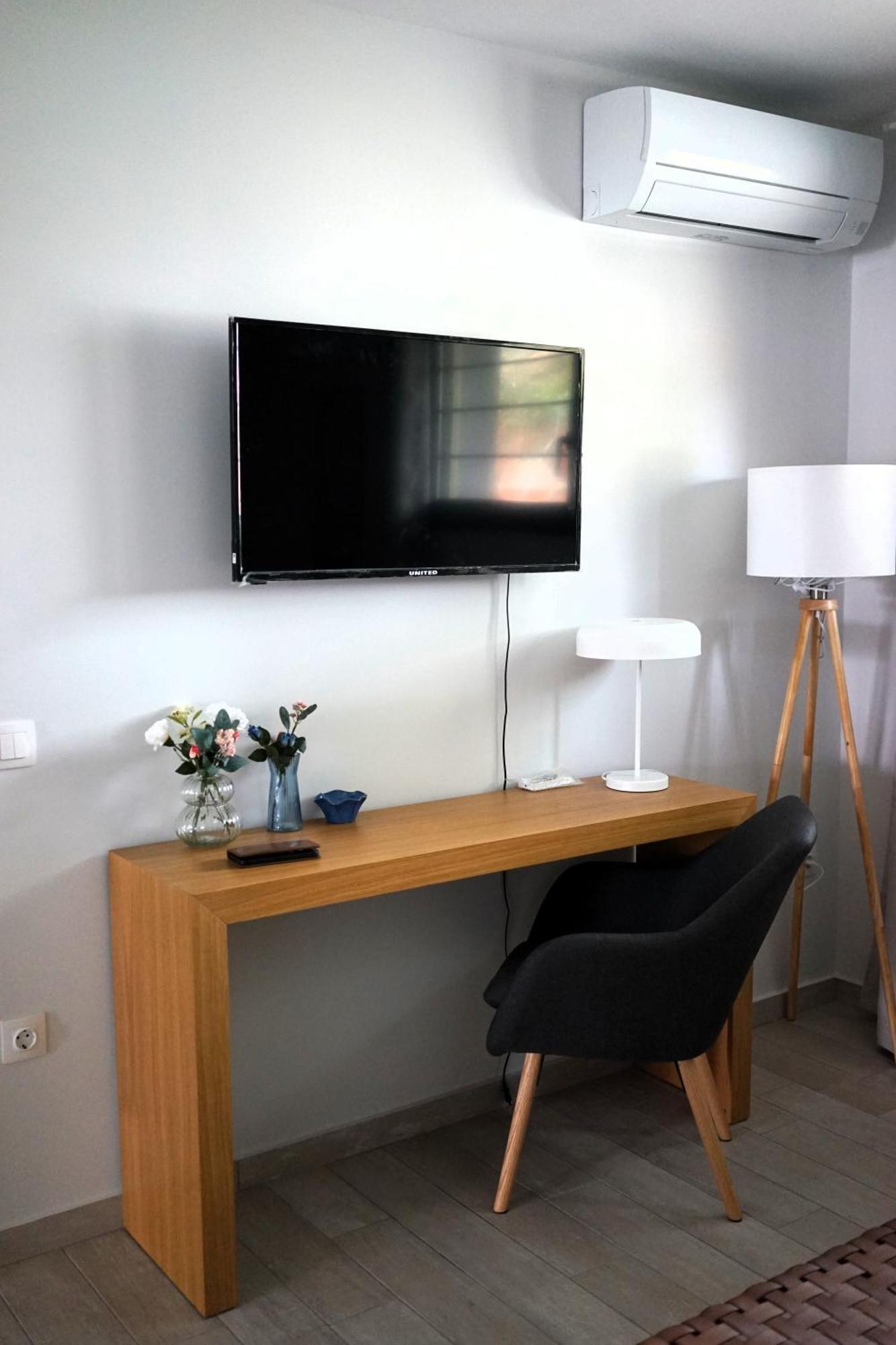 Acra Melia Lägenhet PalaiónTsiflíkion Exteriör bild